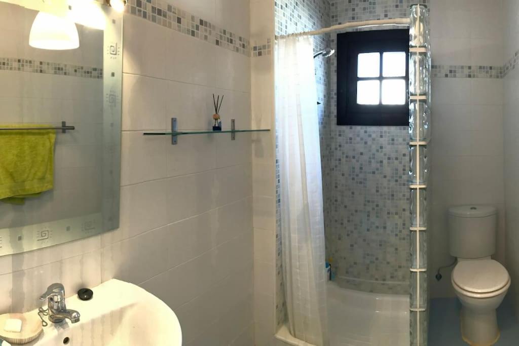 Boutique Style Apartment In Velez De Benaudalla - Near Salobrena المظهر الخارجي الصورة